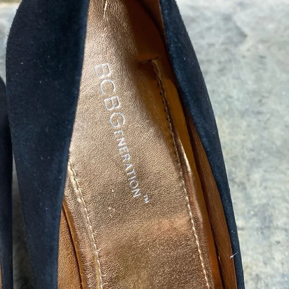 BCBG Black Suede Jeweled Wedge Size 7.5